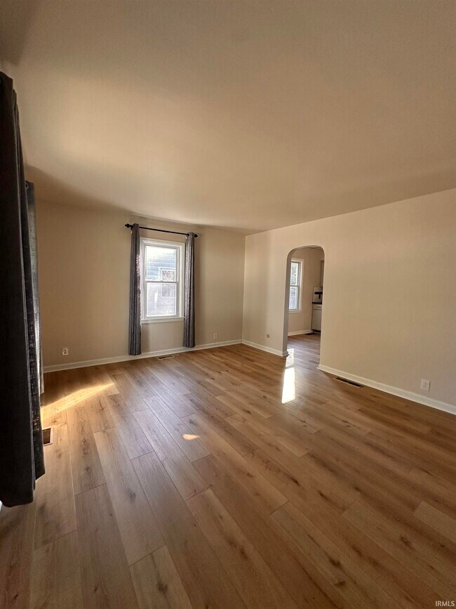 Foto del edificio - 104 N Norman Ave