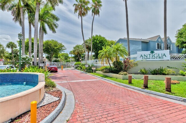 Building Photo - 17485 NW 67th Ct