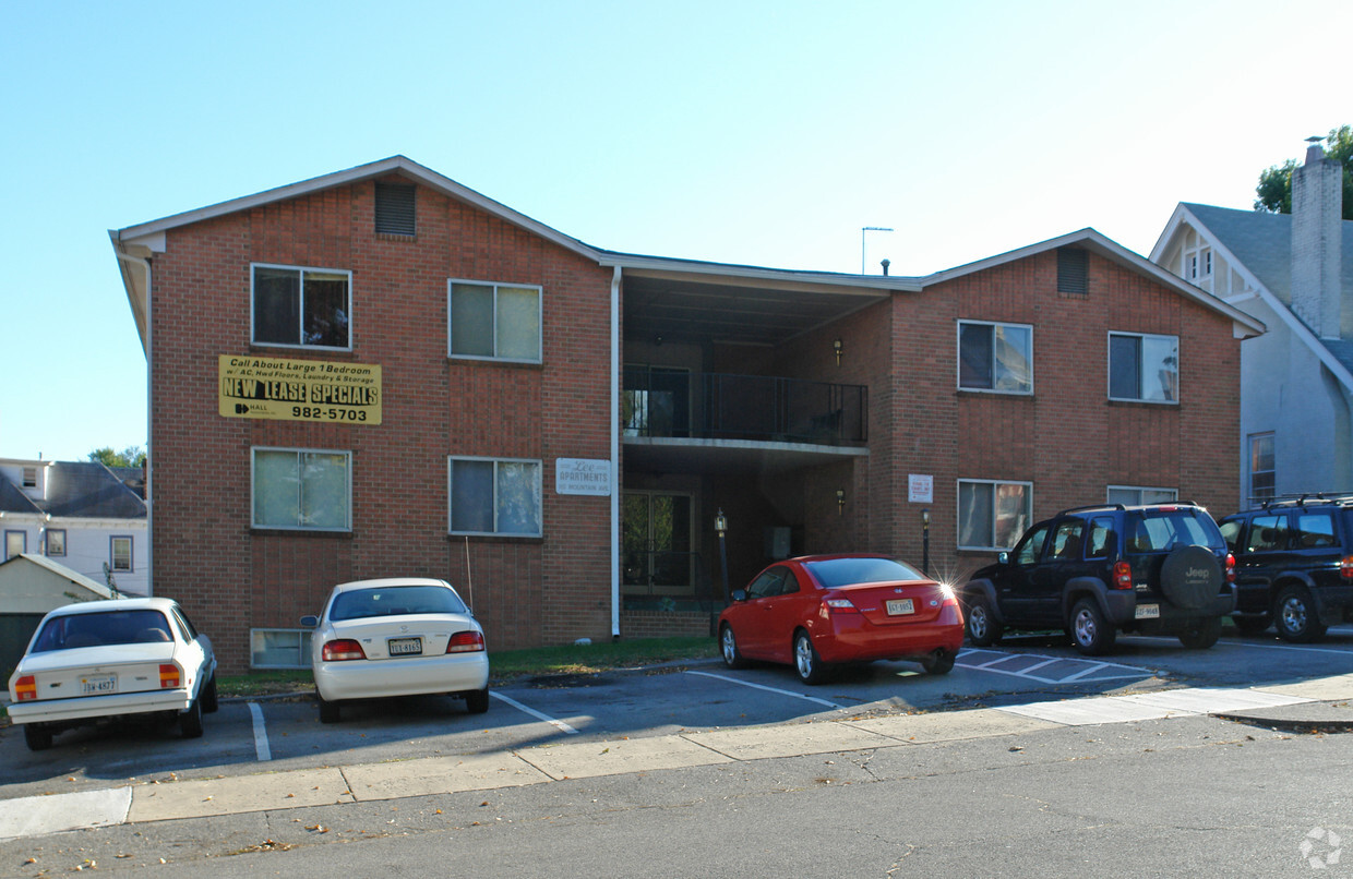 Building Photo - Lee Apartments