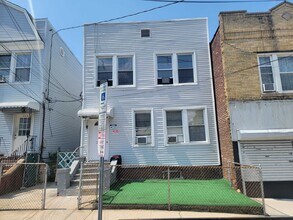 Building Photo - 291 Cator Ave