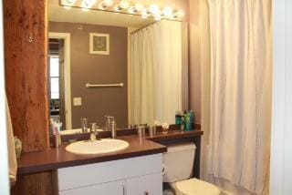 Foto del edificio - 226 N Clinton St