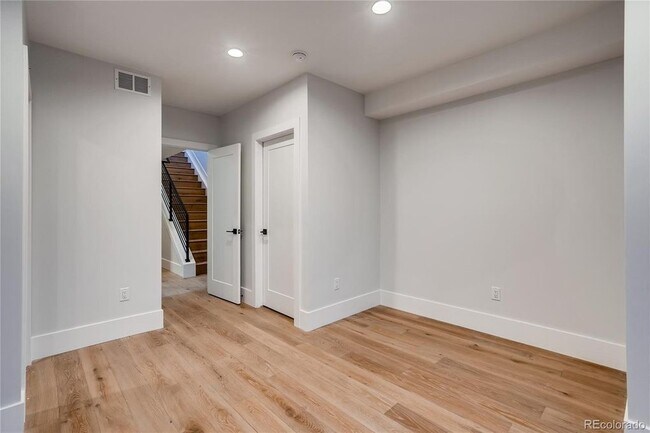 Building Photo - 51 S Harrison St