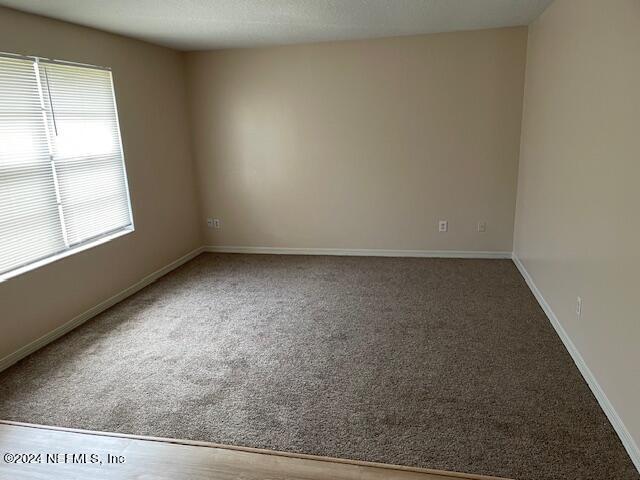 Foto del edificio - 476 Bentwood Ln