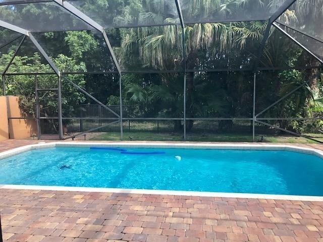 Foto del edificio - 10410 Buena Ventura Dr