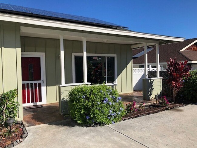 Foto del edificio - For Rent| A Pet Friendly 3 bedroom, 3 bathroom House with garage
