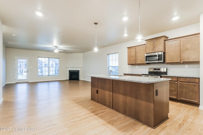 Foto del edificio - 11900 Parkside Vista Ln