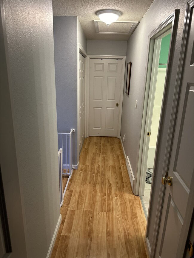 Foto del edificio - 2345 Garrett Ln