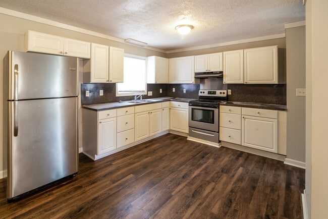 Foto del edificio - 3 Dogwood Cir