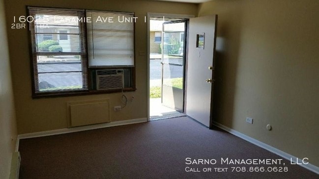 Building Photo - 16025 Laramie Ave