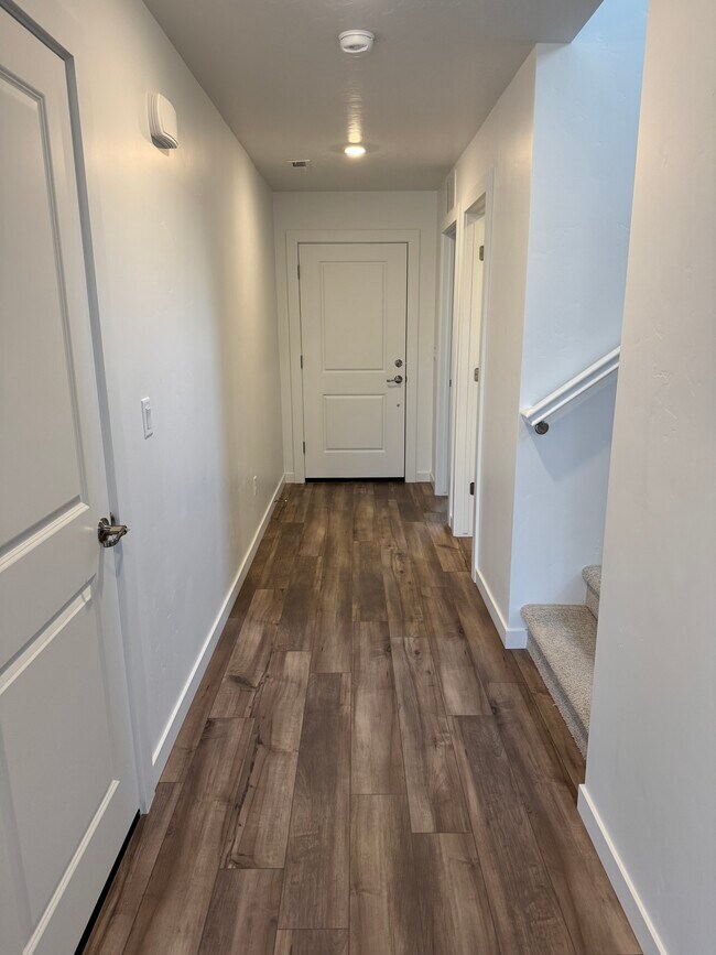 Foto del edificio - 6612 W Windshear St