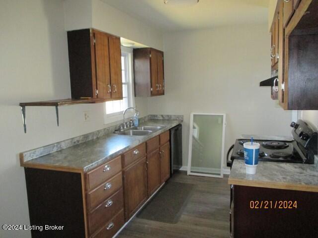 Foto del edificio - 5611 Littleridge Dr