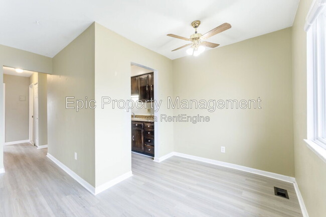 Building Photo - 10033 Groh Rd