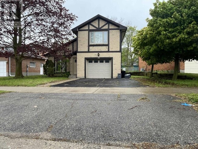 Building Photo - 101 Castlegrove Blvd