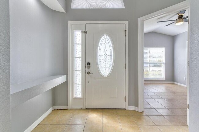 Foto del edificio - Beautiful home in South Chase