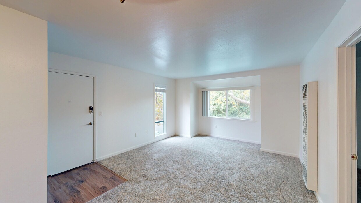 Primary Photo - 515 B St