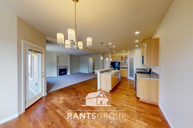 Foto del edificio - Spacious home in the Olympia School Distri...