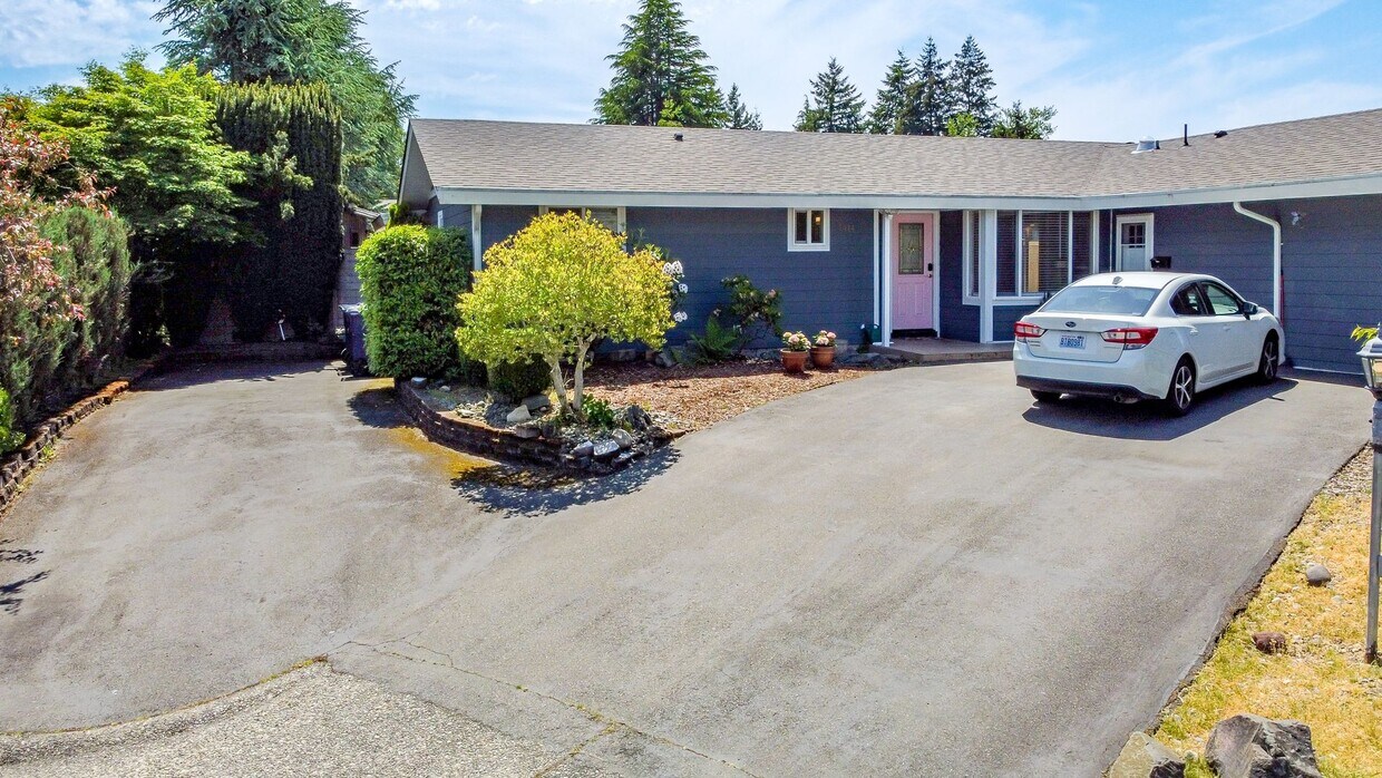 Foto principal - 5914 N 32nd St