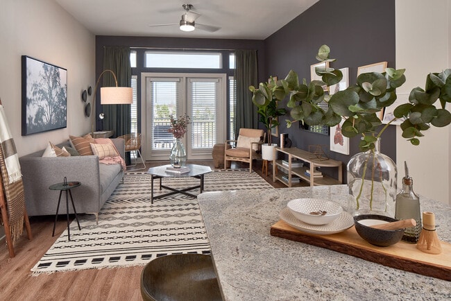 The Court at Redstone apartments — community photo - The Court at Redstone