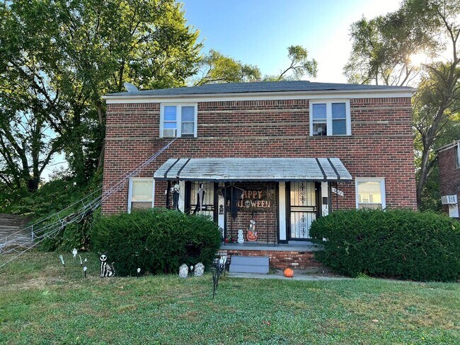 Foto del edificio - 8880 Rutherford St