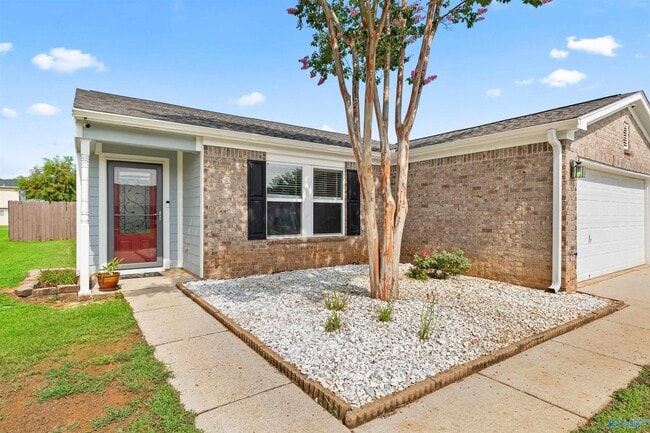 Building Photo - 204 Bumper Crop Ln NW