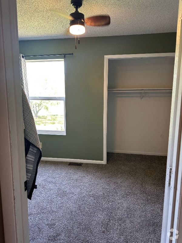 Building Photo - 2125 Quail Creek Dr