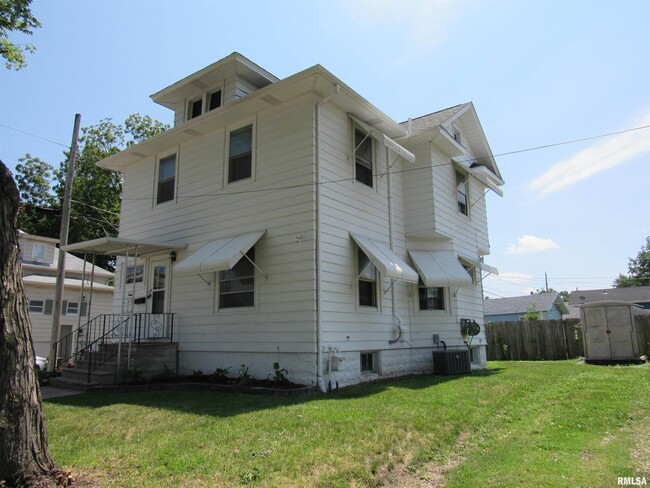 Building Photo - 239 W Hayes St