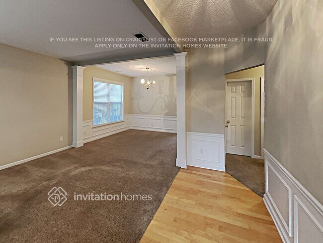 Building Photo - 172 Wallnut Hall Cir