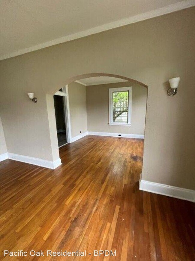 Building Photo - 3 br, 2 bath House - 3359 Norman Bridge Road