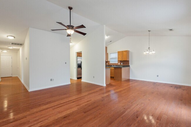 Building Photo - 10245 Boston Ln