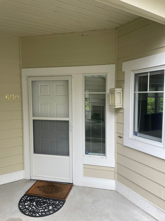 Building Photo - 2 Bed, 2 Bath Serene Waterfront Port Ludlow Condo For Rent!