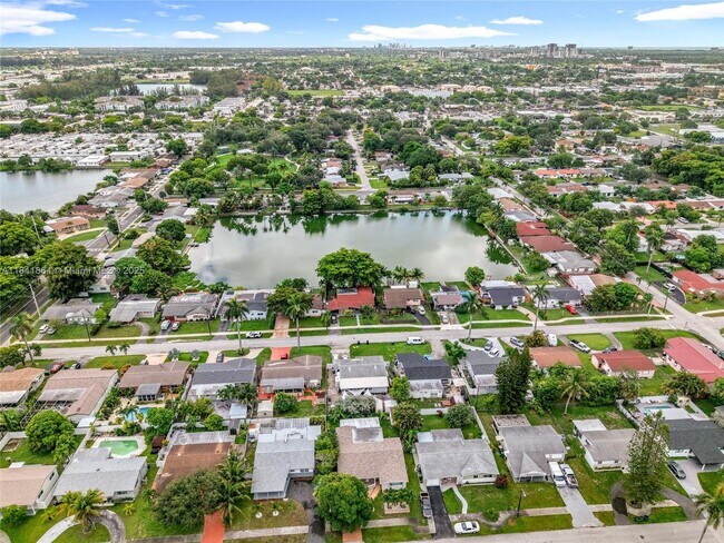 Foto del edificio - 720 SW 4th St