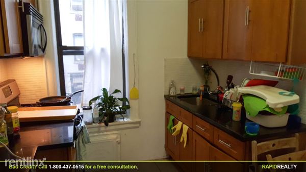 Building Photo - 340 Saint Johns Pl