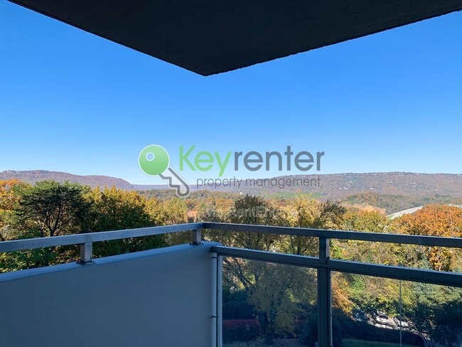 Building Photo - 1131 Stringers Ridge Rd