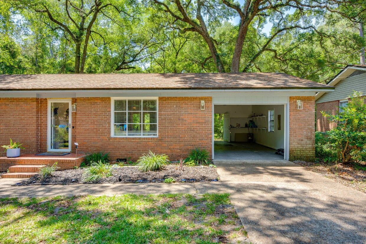 The Munson Retreat, Furnished 3 bed 2 bath near Munson Park - The Munson Retreat, Furnished 3 bed 2 bath near Munson Park