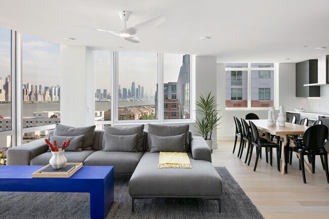 Foto del edificio - 7605 River Rd