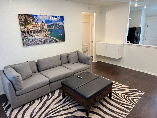 Foto del edificio - 809 NW 67th Ave