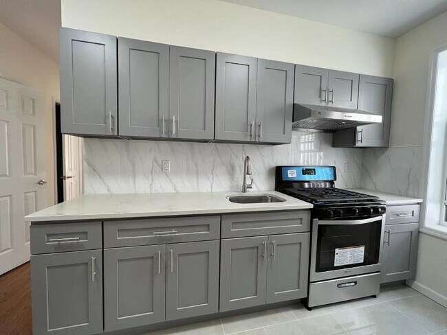 Foto del edificio - 8693 15th Ave