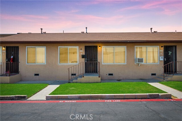 Foto principal - 16102 Cornuta Ave