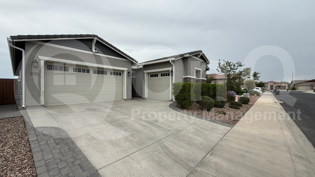 Photo - 5840 South Delaware Street