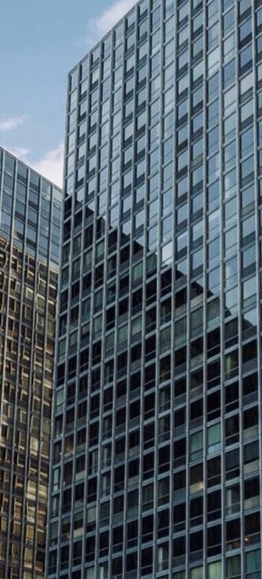 Foto principal - 910 N Lake Shore Dr