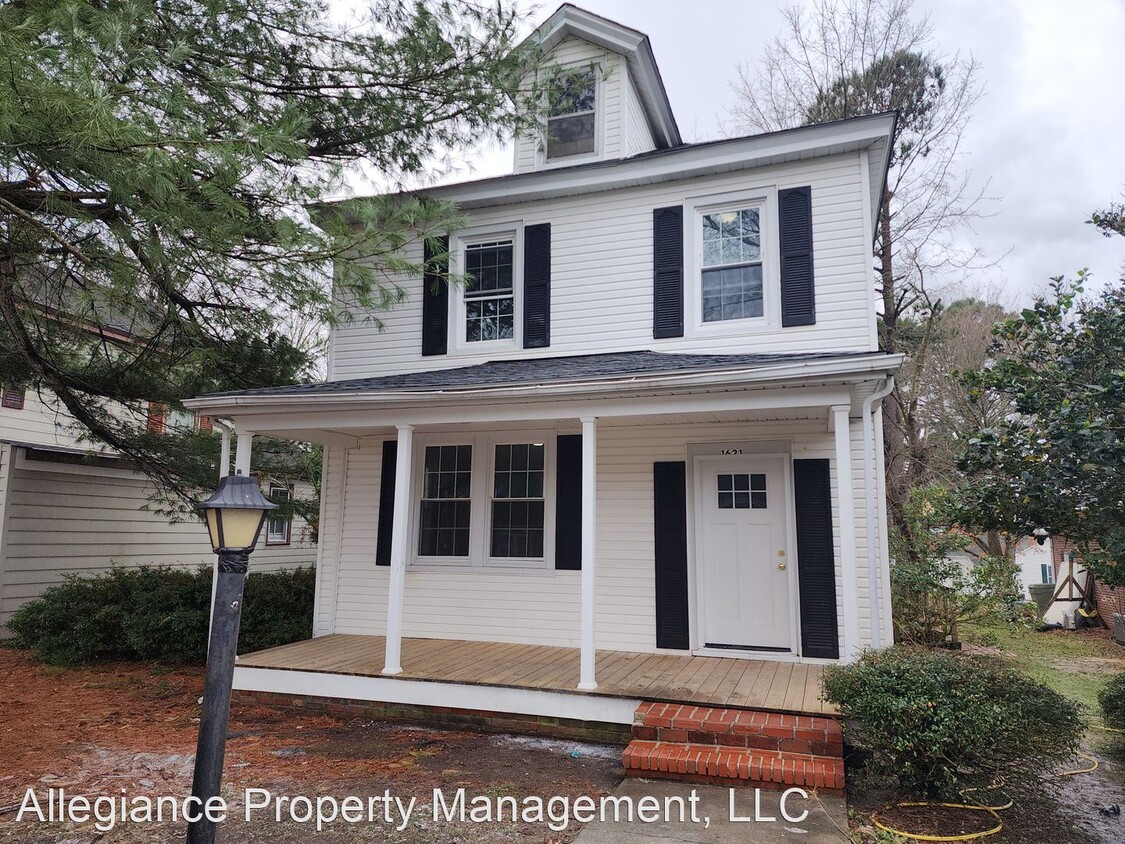 Primary Photo - 3 br, 1.5 bath House - 1621 Lee Street