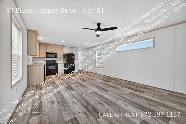 Foto del edificio - 89 Black Locust Dr