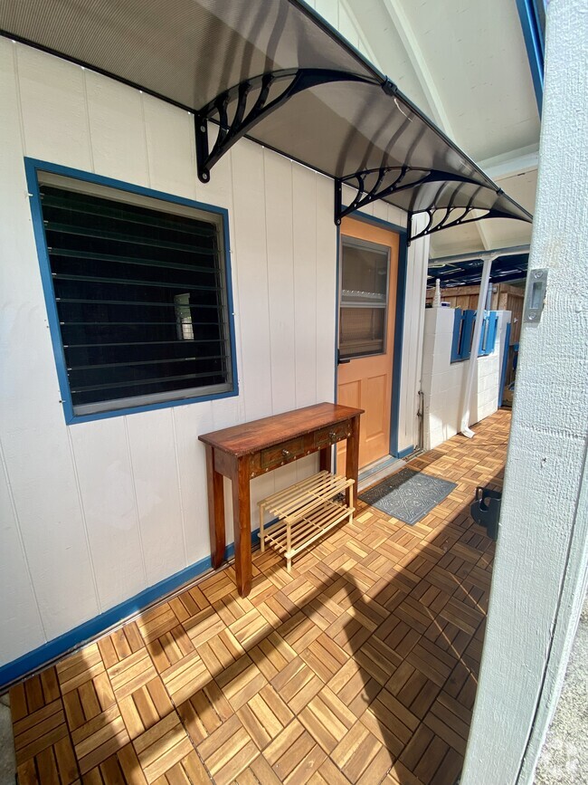 Building Photo - 280 Pouli Rd