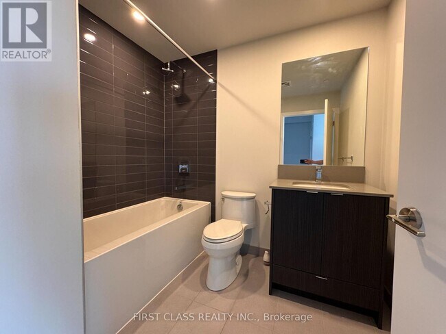 Building Photo - 4130-4130 Parkside Village Dr