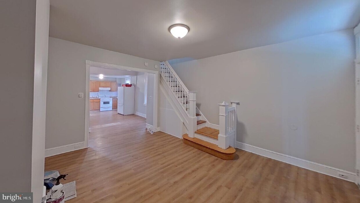 Primary Photo - 311 N Robinson St