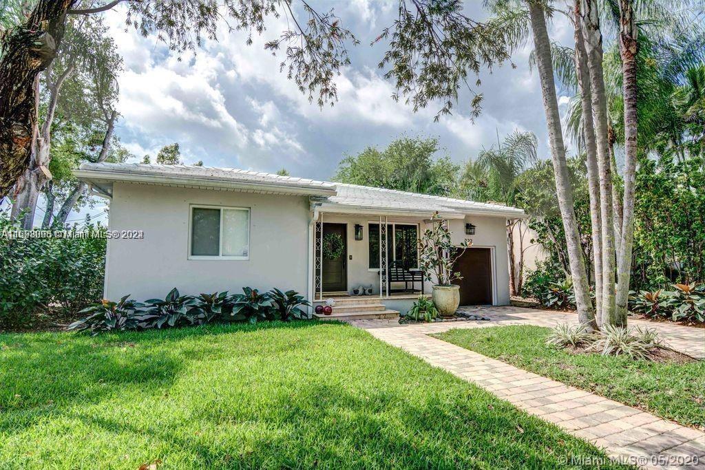 Primary Photo - 222 Alesio Ave