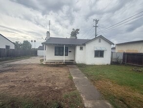 Building Photo - 315 N Maple Ave
