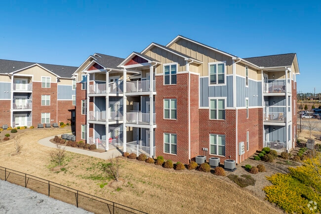 Tenant Building - Groves at Peach Orchard