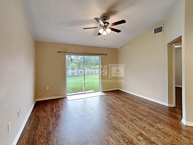 Foto del edificio - 2783 Hickory Ridge Drive