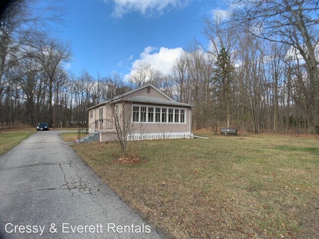 Building Photo - 2 br, 1 bath House - 14600 Red Arrow Highway